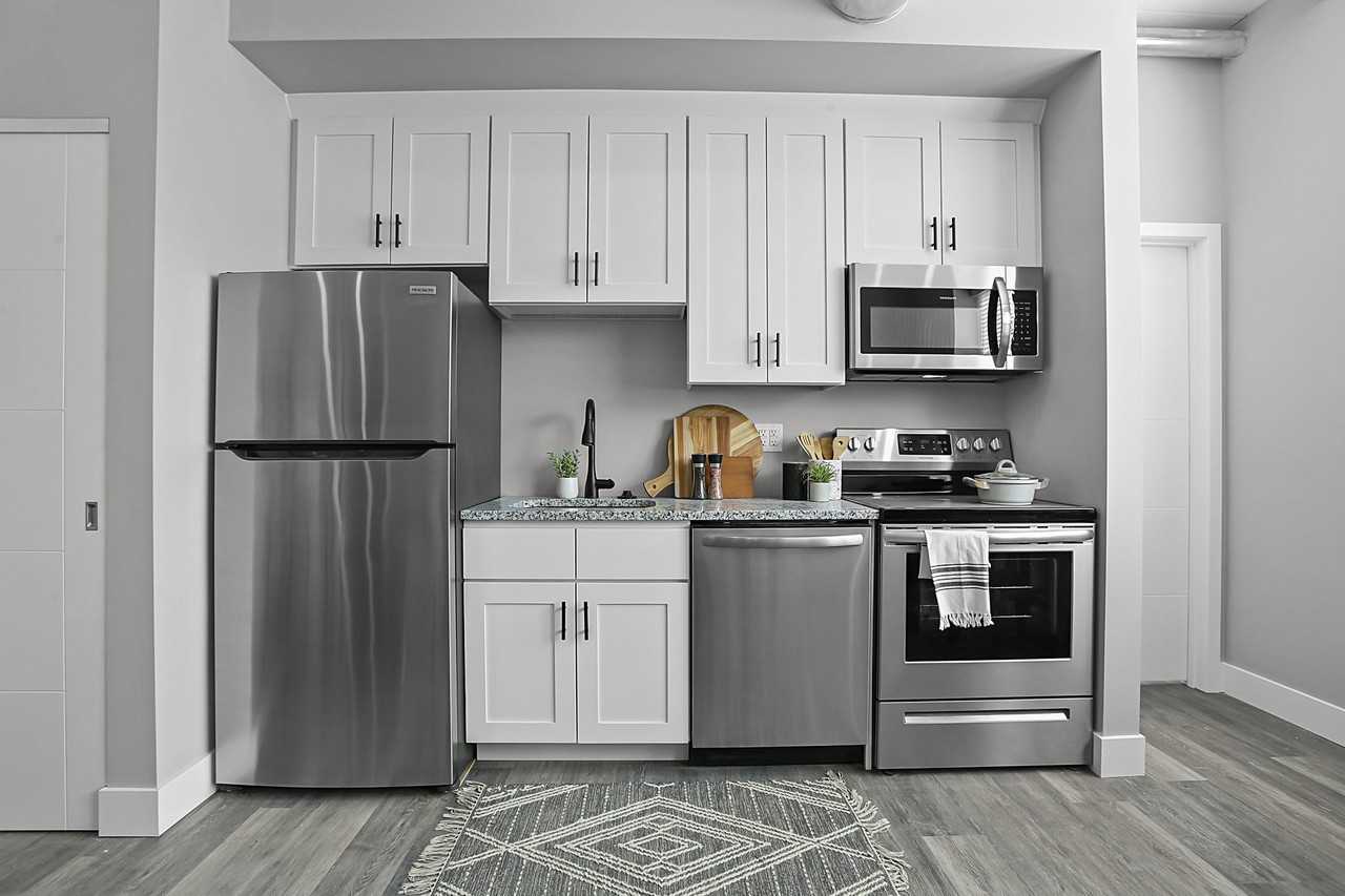 3145 Lafayette Avenue - Photo 4 of 29