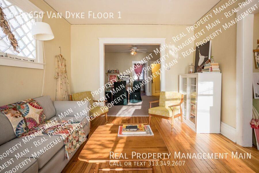 648-650 Van Dyke St Fl 1 #1 - Photo 3 of 19