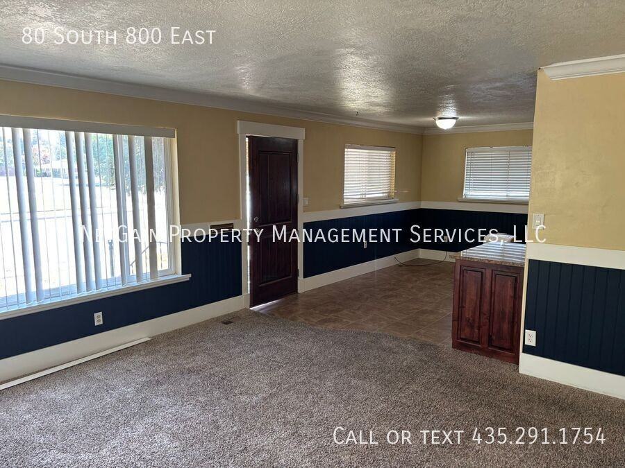 80 S 800 E - Photo 2 of 8