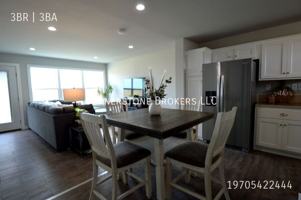 featured image of 324 Omnia Street #C