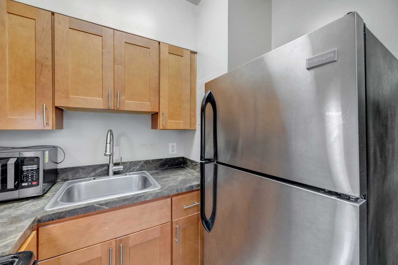 219 S Payne St Apt 104 #104 - Photo 5 of 12