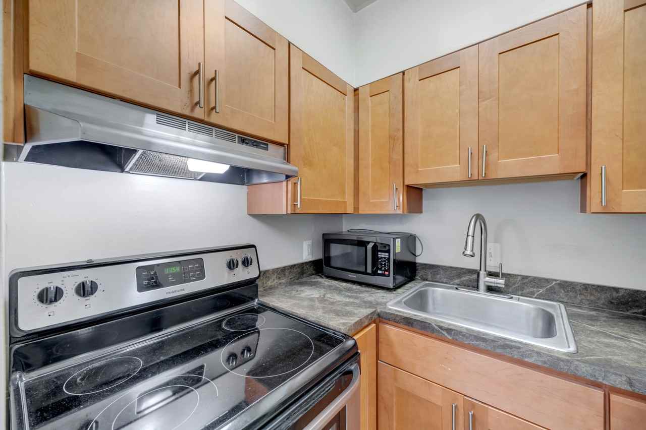 219 S Payne St Apt 104 #104 - Photo 6 of 12