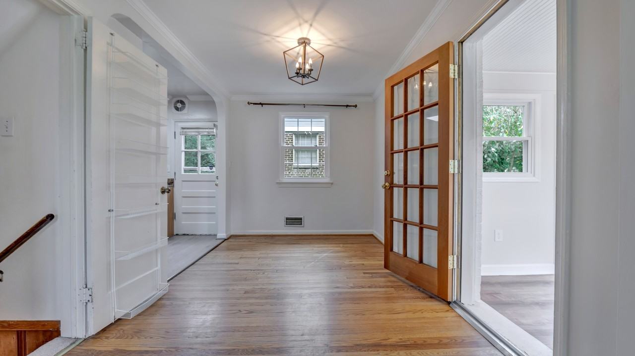 201 Marvin Rd - Photo 5 of 30