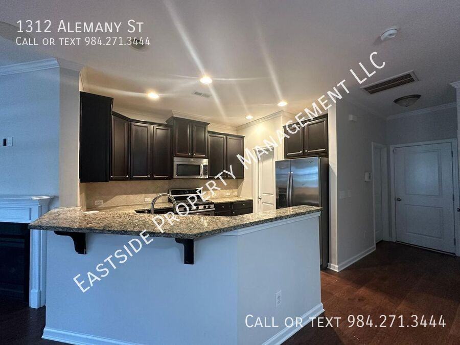 1312 Alemany Street - Photo 3 of 15