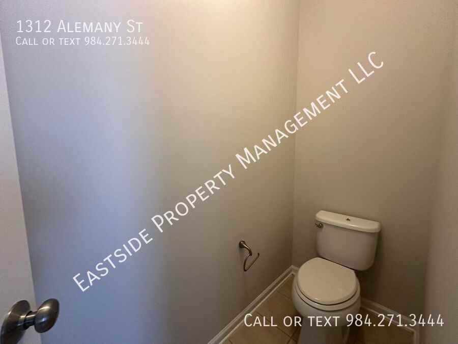 1312 Alemany Street - Photo 6 of 15