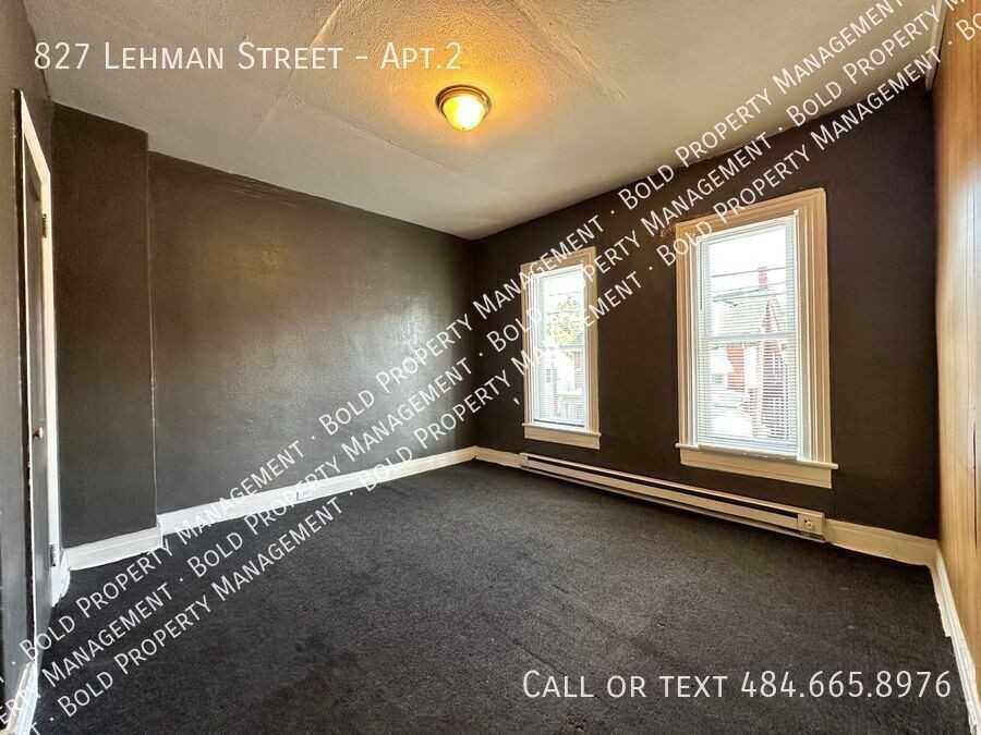 827 Lehman St #2 - Photo 7 of 9