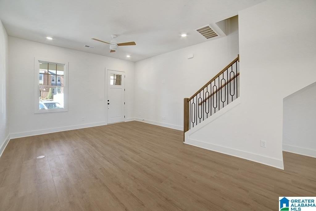 4822 Silas Ave - Photo 5 of 24