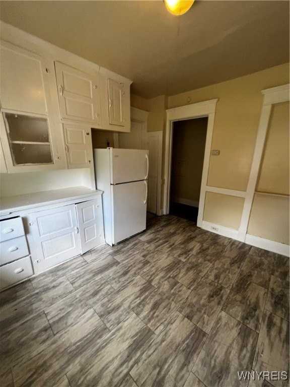 114 Butler Ave - Photo 4 of 8