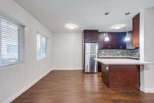 629 W Hyde Park Blvd #12 - Photo 1 of 1
