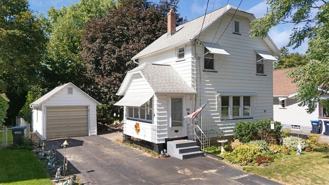 92 Veness Ave - Photo 1 of 1