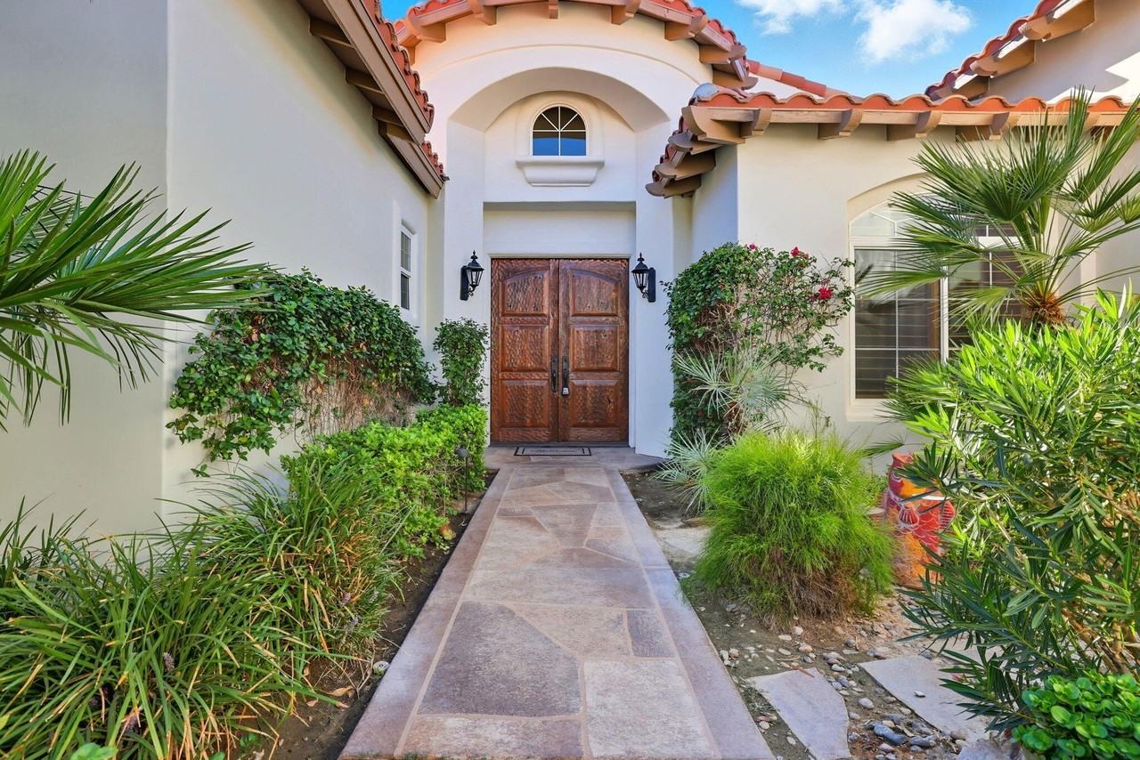 49463 Via Conquistador - Photo 3 of 50