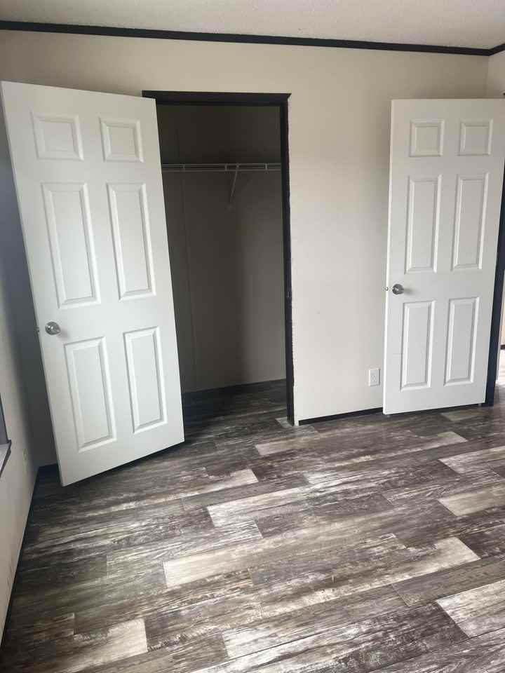 Deerfield Acres MHC, LLC - Photo 4 of 36