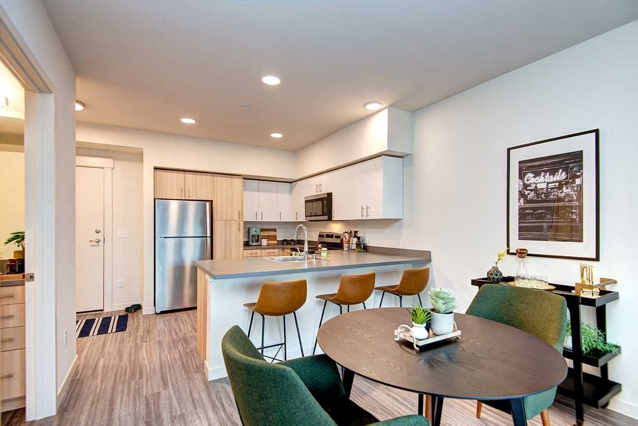 Hazel Apartments - Photo 4 of 34