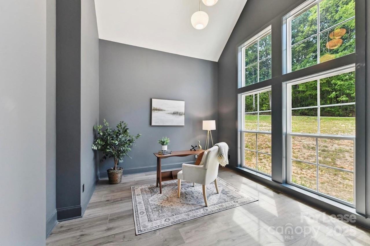 3830 Mill Run Road - Photo 5 of 32