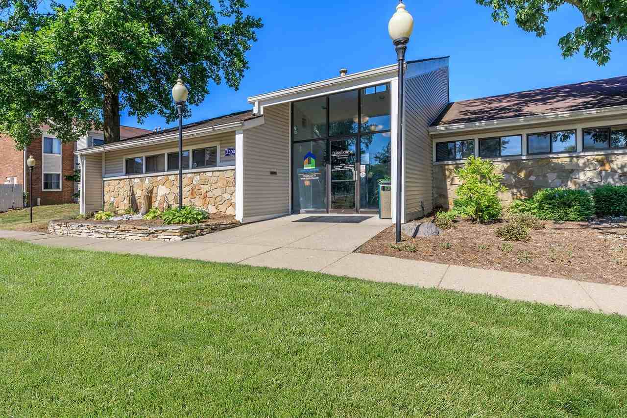 Peppermill Village - Photo 4 of 50