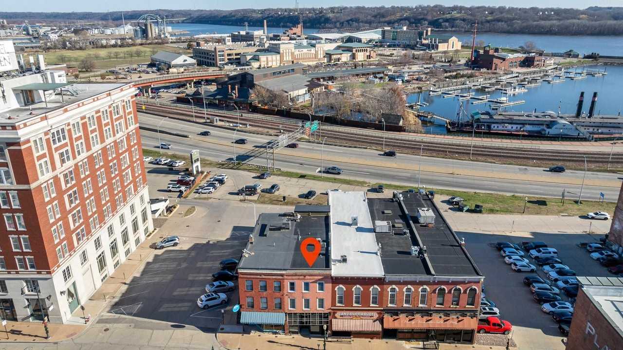 190 Main St - Photo 5 of 33