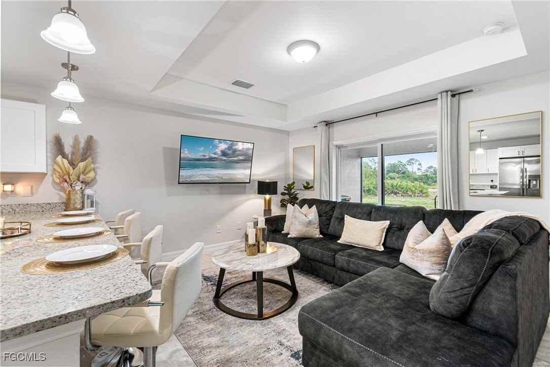 1139 Edgerton Ave - Photo 3 of 24