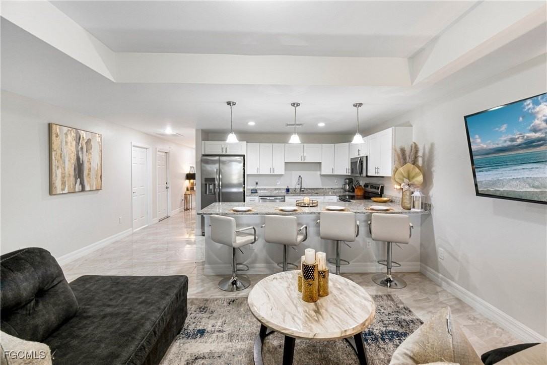 1139 Edgerton Ave - Photo 6 of 24