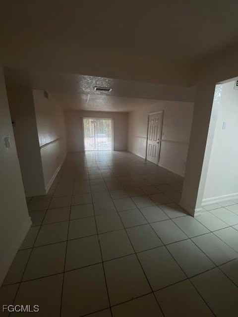 12648 Kenwood Ln Apt B #B - Photo 4 of 18