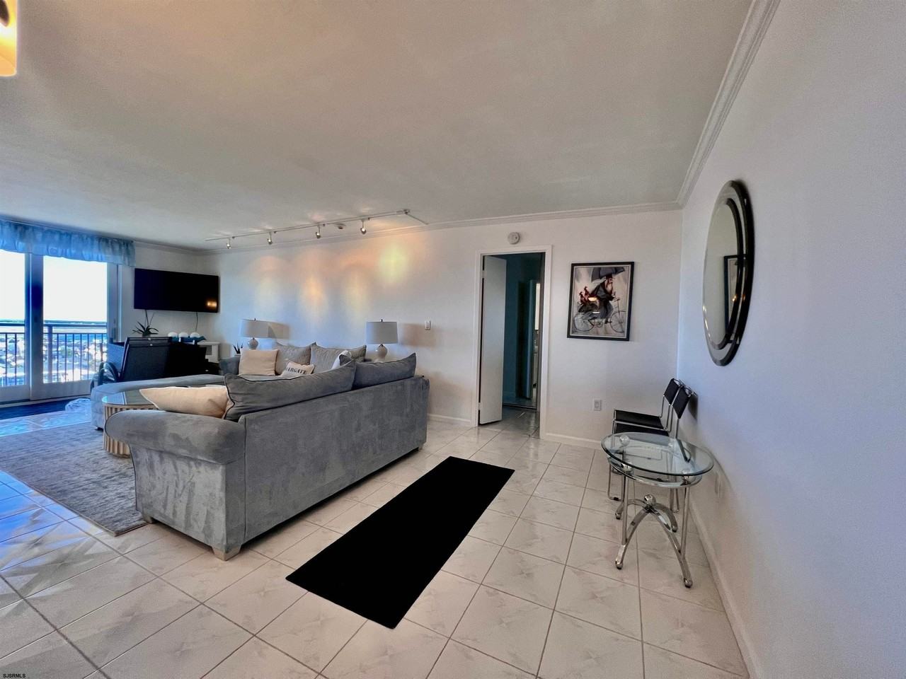 9600 Atlantic Ave #1409 - Photo 6 of 44