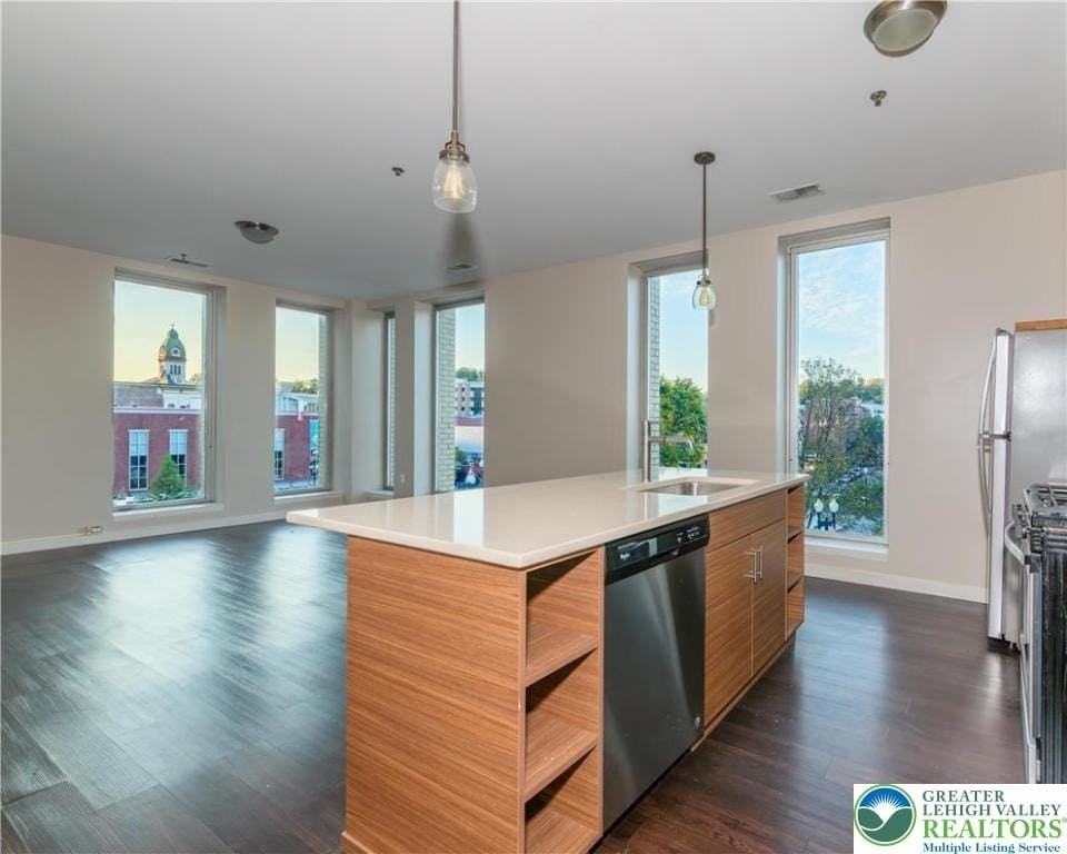 16 Centre Sq #3A - Photo 6 of 13