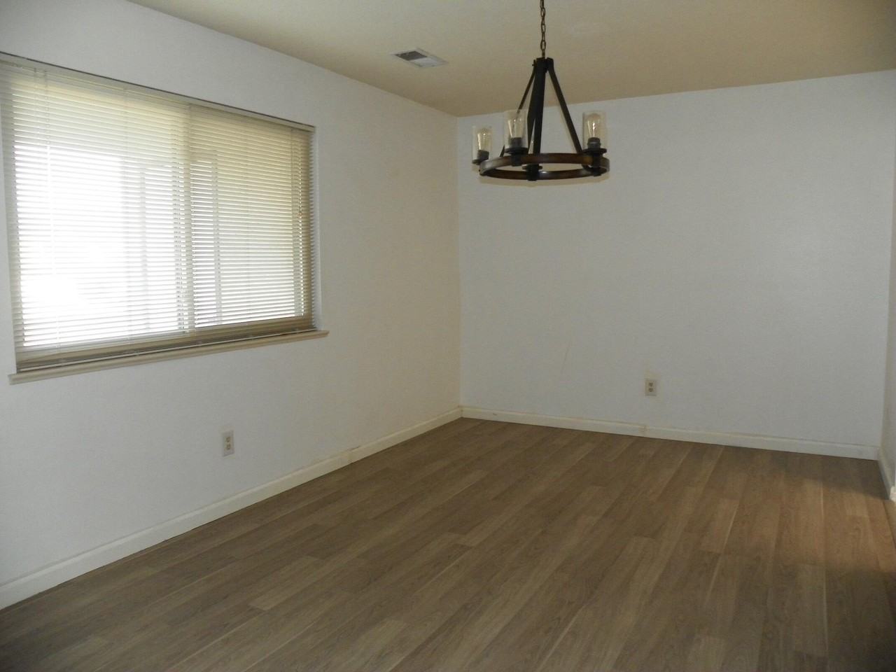 823 Country Club Dr Se Apt 1c #1C - Photo 6 of 26