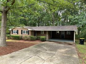 31 Elaine Dr - Photo 1 of 1
