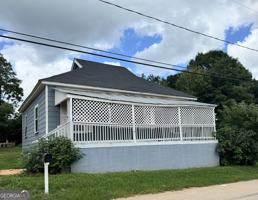 featured image of 83 Elm St