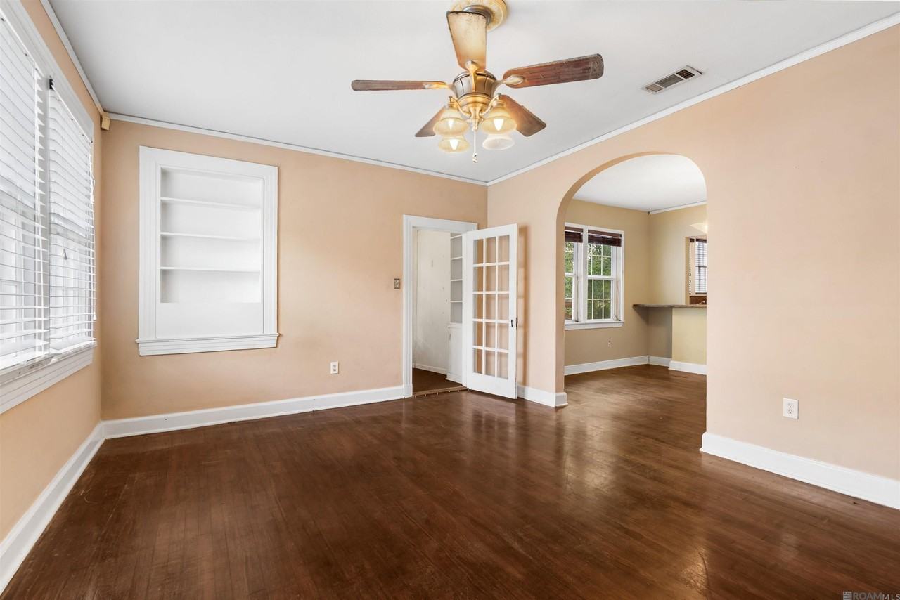 344 S Eugene St - Photo 2 of 11