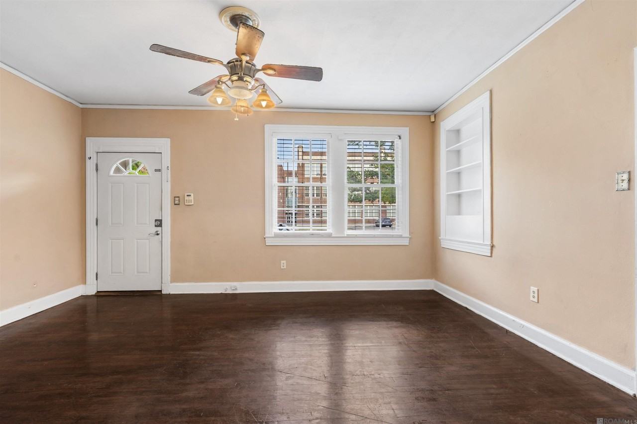 344 S Eugene St - Photo 4 of 11