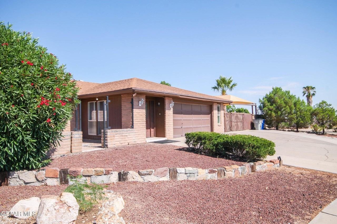 1709 Pete Brown Dr - Photo 2 of 43