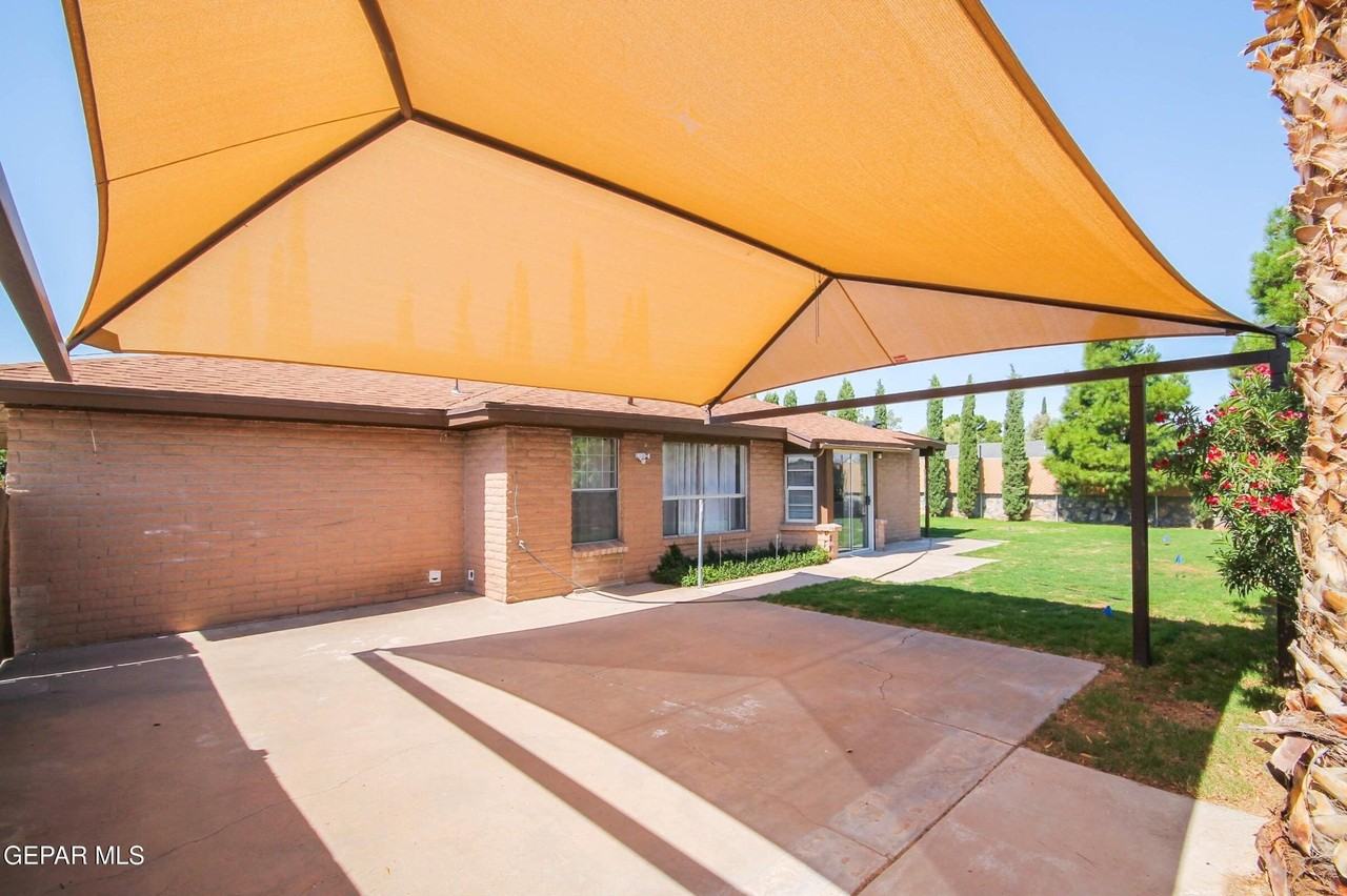 1709 Pete Brown Dr - Photo 5 of 43