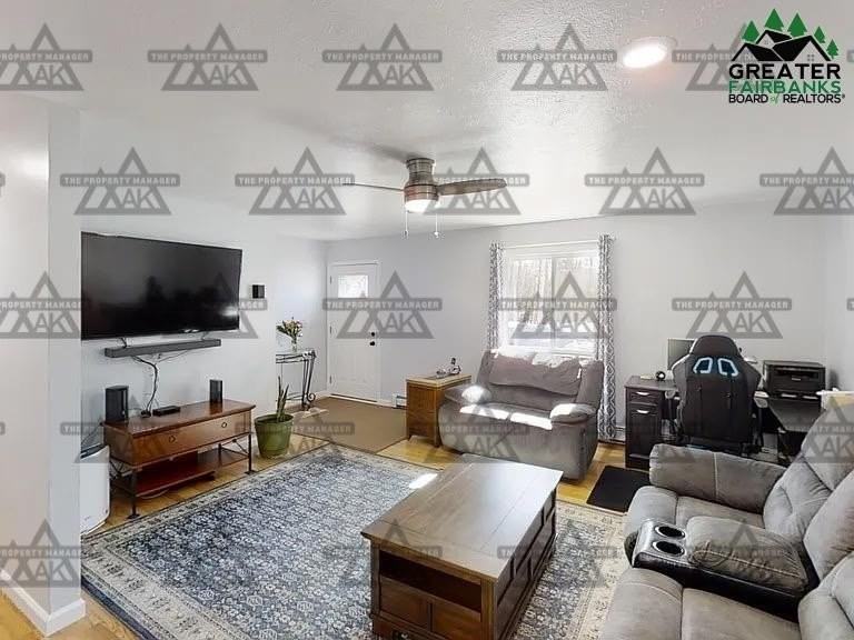 4456 Moose Creek Ave - Photo 2 of 14