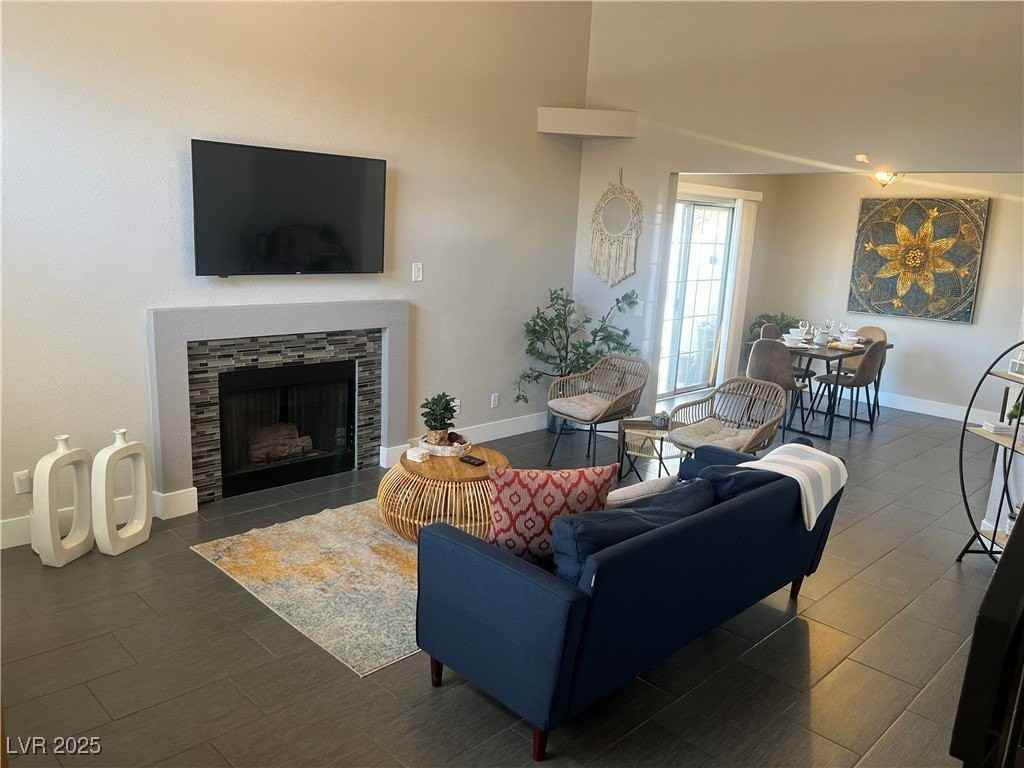 8476 Sewards Bluff Ave - Photo 2 of 17