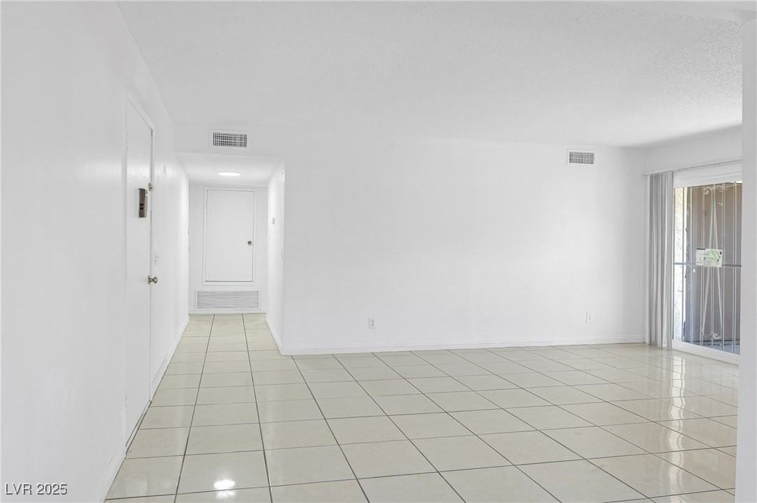 1405 Vegas Valley Dr #281 - Photo 5 of 23