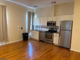 1086 S Orange Ave - Photo 1 of 1