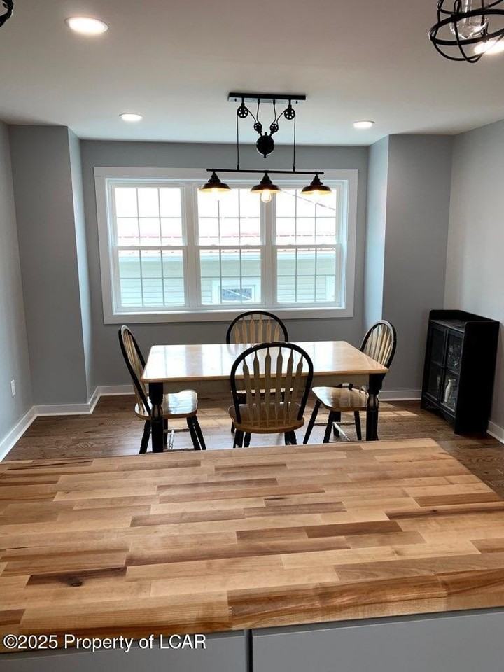 181 Carpenter Rd - Photo 4 of 16