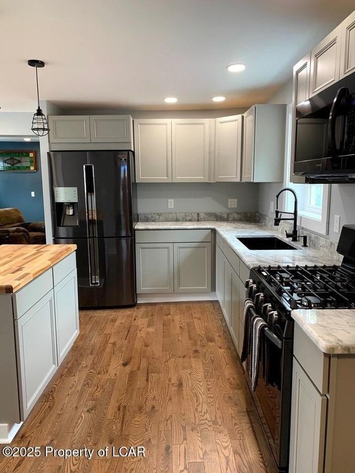 181 Carpenter Rd - Photo 6 of 16