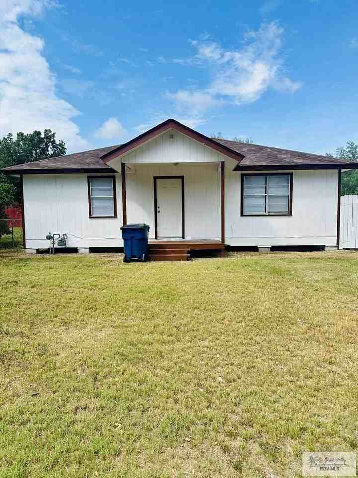 22834 Angel St - Photo 2 of 15