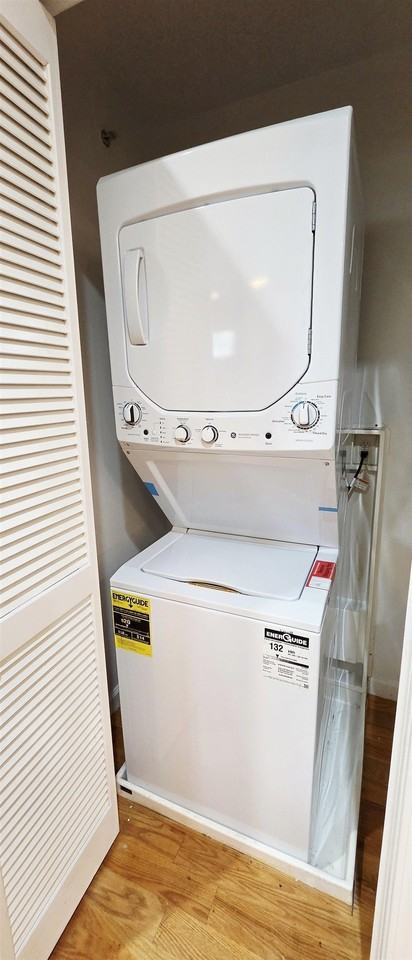 141 68th St #7 - Photo 7 of 9