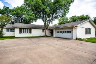 3824 64th Dr - Photo 1 of 1