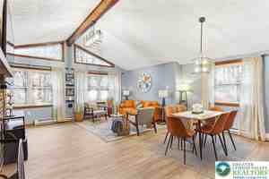 featured image of 3414 Primrose Ter