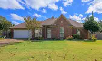 featured image of 3114 Shadow Green Ln