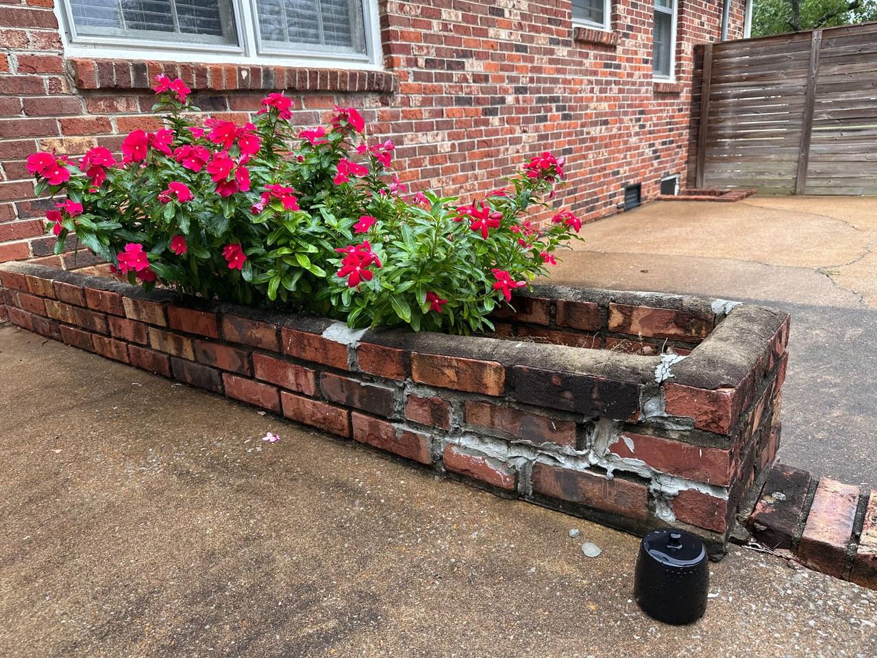 Deramus Ave Nw - Photo 2 of 30