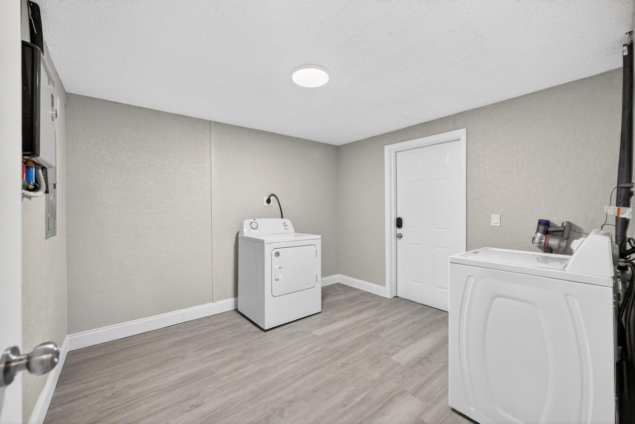 Enterprise St - Photo 5 of 16