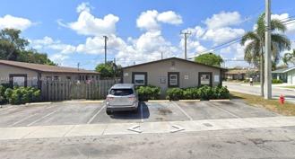 2640 Nw 2nd St #3 - Photo 1 of 1