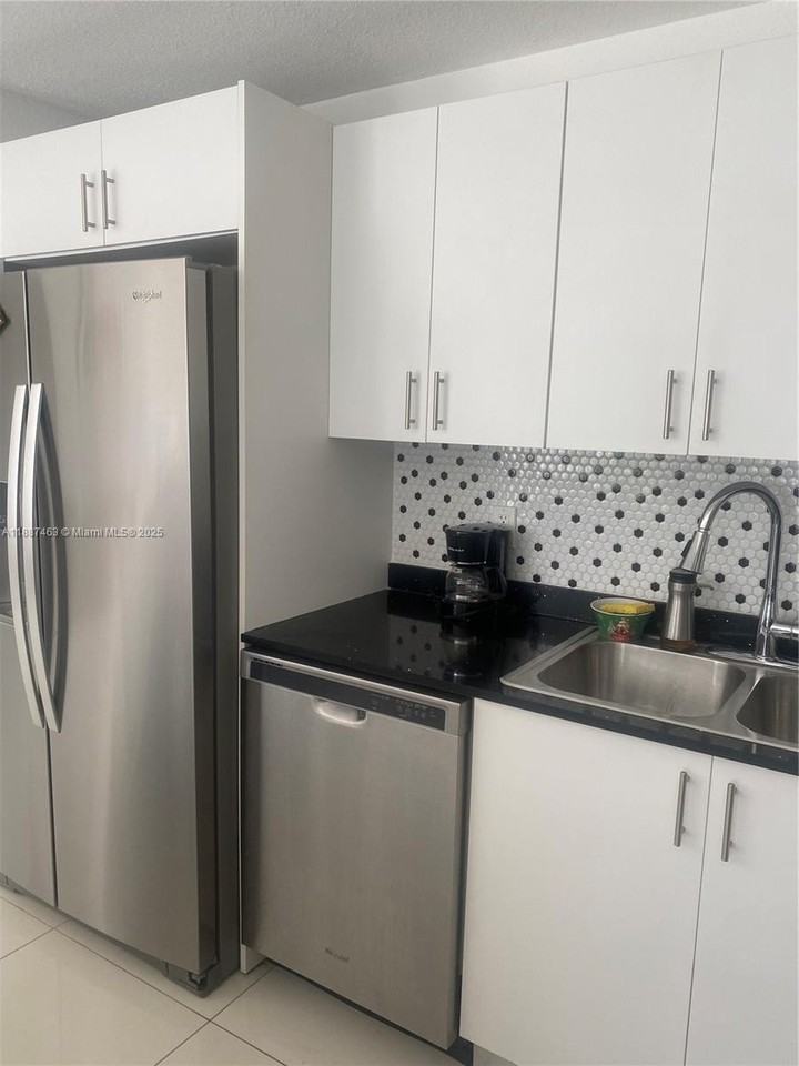 14362 Sw 258th Ln #14362 - Photo 5 of 19