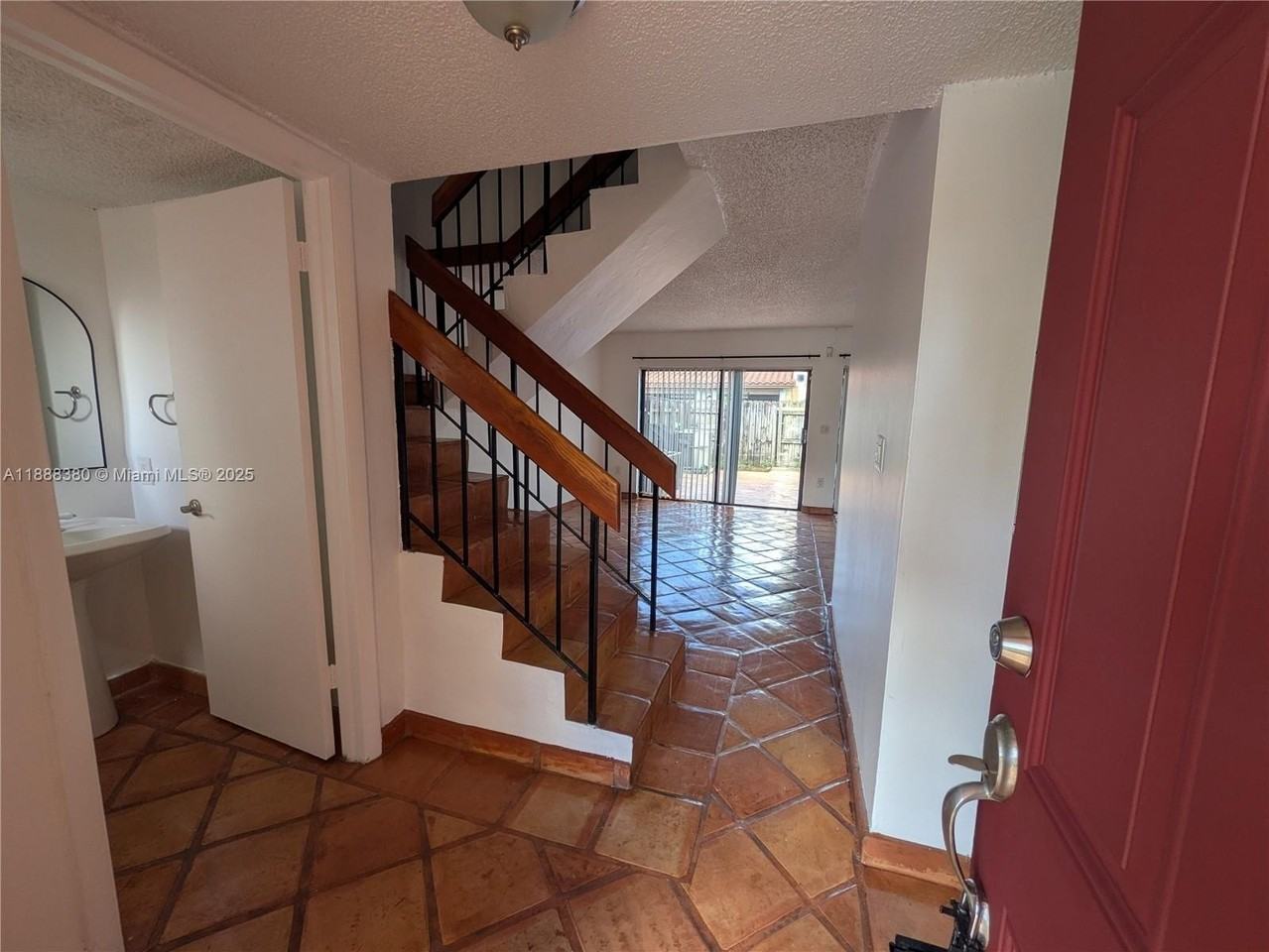 3811 Sw 82nd Ave #VI26 - Photo 2 of 23