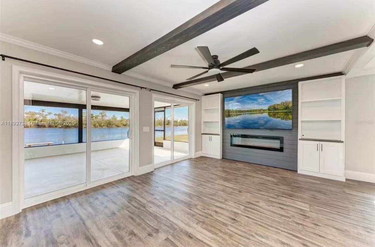 9675 Sw Anchor Dr #9674 - Photo 5 of 50