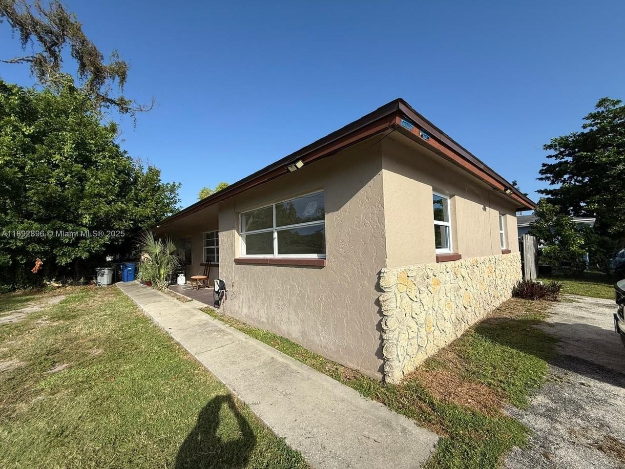 5436 Tenth Avenue #A - Photo 3 of 12